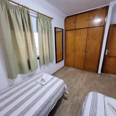 Apartment Coral 4 - 1 Bed Apt With Balcony In Abrigos Los Abrigos